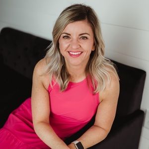 Meet your Posher, Emilie